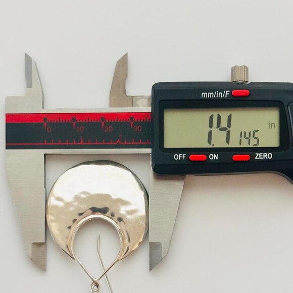 Silpada Signed 925 Sterling Silver Hammered Crescent Drop Earrings - Picture 4 of 4